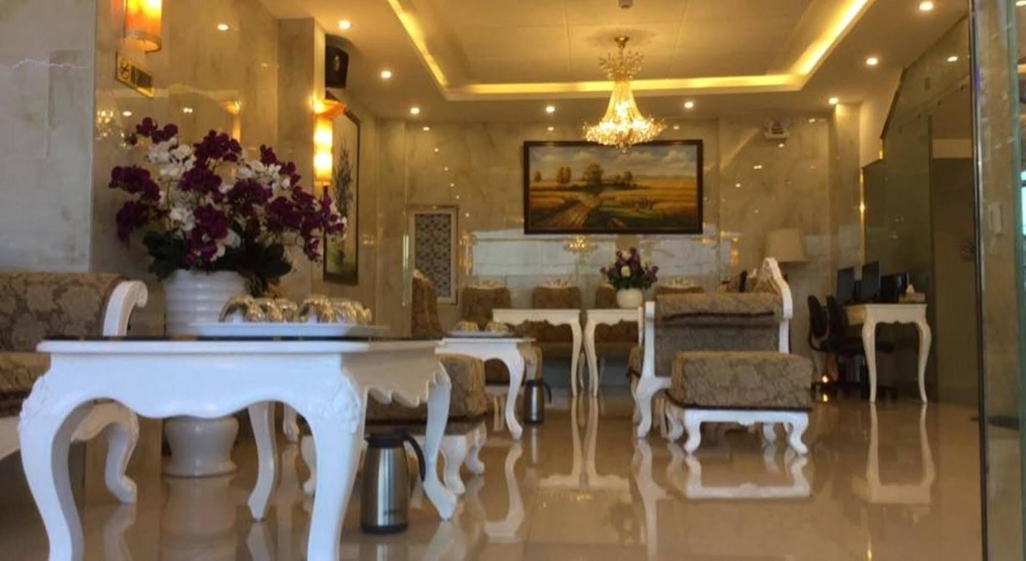 Tulip Hotel 2 Da Lat Exterior photo